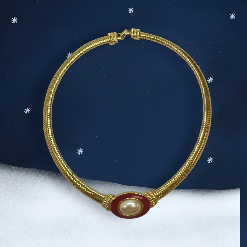 Monet Vintage Gold Plated Red Enamel Collar Necklace With Fuax Pear - Picture 14 of 15